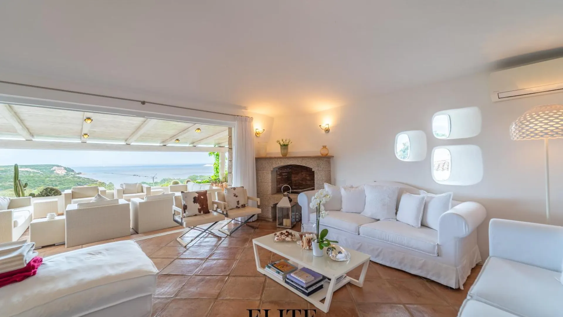 Prestigiosa Villa Di Lusso Con Vista Mozzafiato Porto Cervo