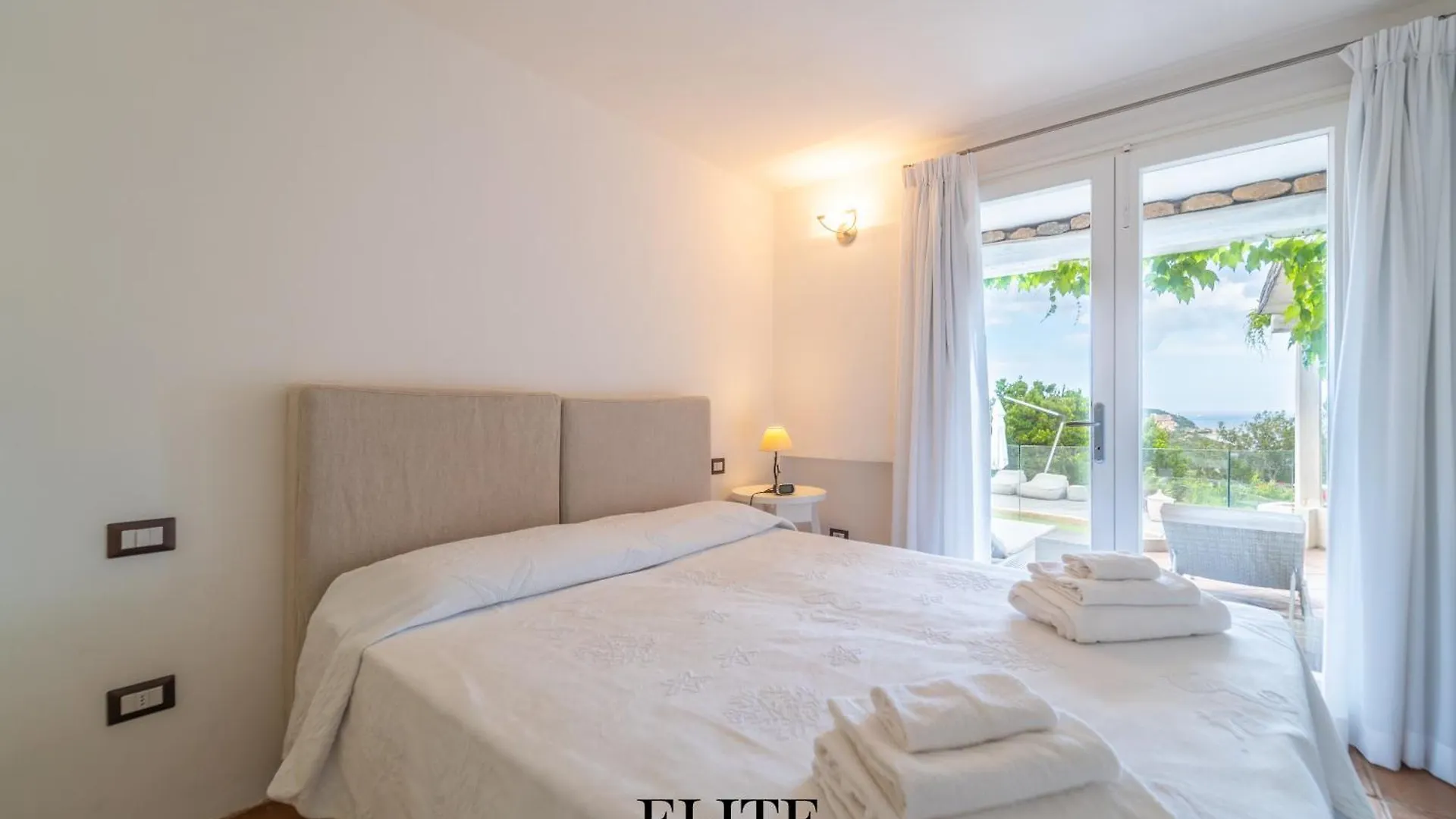Prestigiosa Villa Di Lusso Con Vista Mozzafiato Porto Cervo