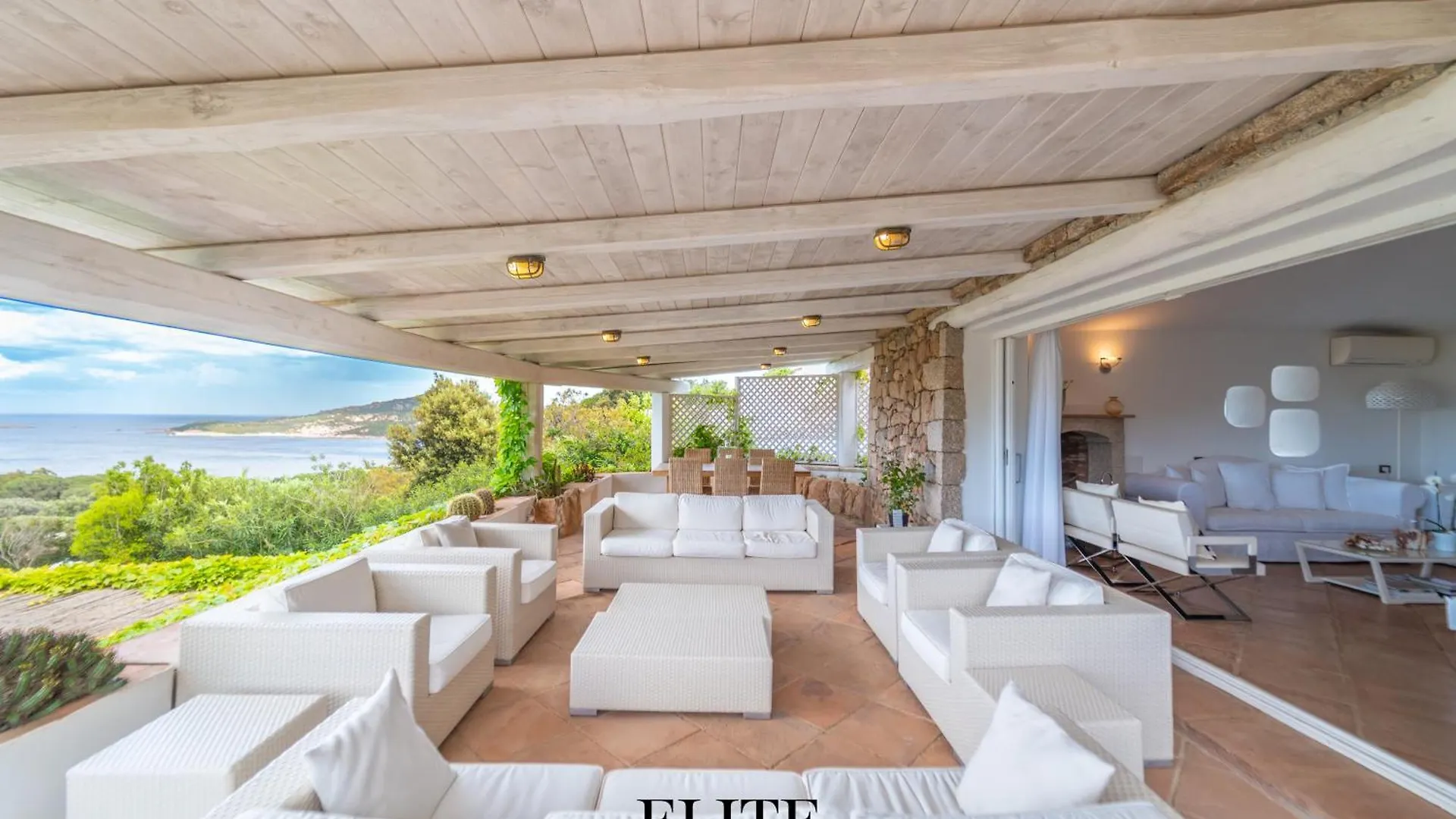 Prestigiosa Villa Di Lusso Con Vista Mozzafiato Porto Cervo Italia