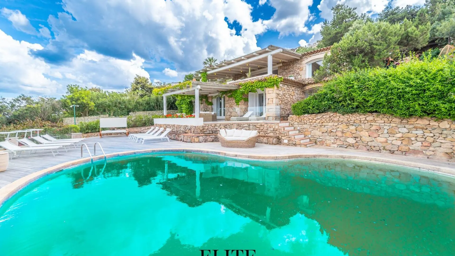 Prestigiosa Villa Di Lusso Con Vista Mozzafiato Porto Cervo 0*,  Italia