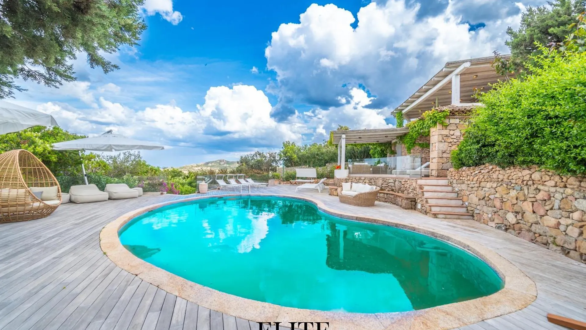 Prestigiosa Villa Di Lusso Con Vista Mozzafiato Porto Cervo