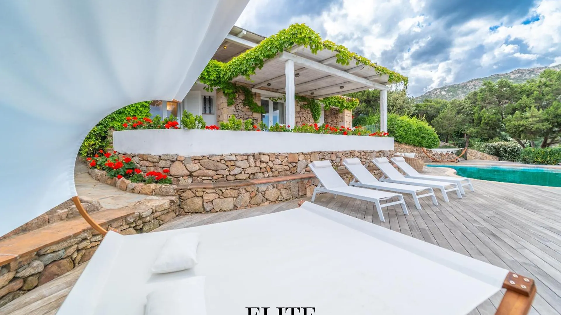 Prestigiosa Villa Di Lusso Con Vista Mozzafiato Porto Cervo
